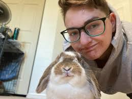 I never noticed that Lady Biscotti and I smile the same way 😂