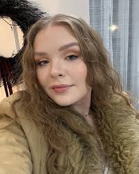 Idk I tried to have fun this winter 🪺☕️👒