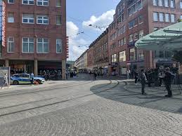 Ob es jetzt die ausschreitungen an silvester in köln waren, oder das jüngste attentat in würzburg. Pu4j3jcluejtvm