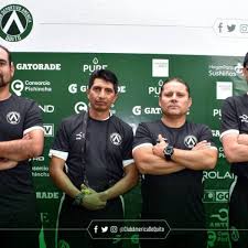 Luis Espinel renuncia como DT en América de Quito