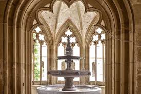 Le monastère de solan se veut foyer de prière pour la région et le monde entier. Monastere De Maulbronn Monastere