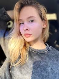 Chat with Yandere femboy