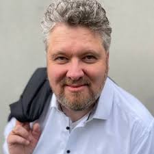 🖤🖤🖤 Wir sind tief betroffen über den Verlust unserer geschätzten  Beirätin und Fondsfrau der ersten Stunde, Michaela Krahwinkel.