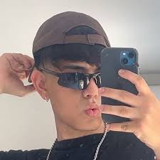 Tiano (@tianofavinii)