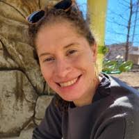 Elsa Conradie's Instagram, Twitter & Facebook