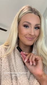 Erika Lacy's Instagram, Twitter & Facebook