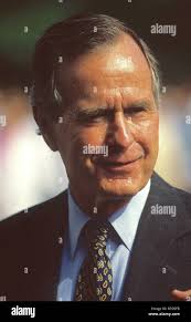 President george h w bush portrait hi-res stock photography and images