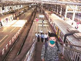 A family watching prime minister narendra modi on tuesday announcing a total lockdown across india to contain the coronavirus. Trade In Mumbai Goes Into Lockdown As Uddhav Govt Shuts Offices Shops Business Standard News