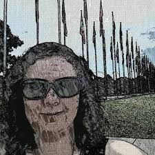 Roslyn Peters (@Ros_Peters)