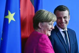 Emmanuel macron et angela merkel. A Berlin Emmanuel Macron Et Angela Merkel Affichent Leurs Differences Sur La Zone Euro Sud Radio