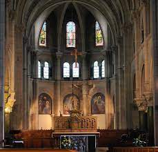 Elle est bordée par les rues darboy et deguerry du nom de deux des fusillés lors de la « semaine sanglante » de la commune de paris le 24 mai 1871. Eglise Saint Joseph Des Nations Paris 11 1874 Structurae