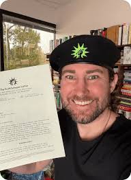 Greenlamp :: The All-In-One Platform for Independent Writers, Creators, and  Thinkers