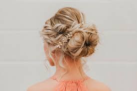 A buzz cut is any of a variety of short hairstyles usually designed with electric clippers. 30 Peace Love Hippie Hairstyles For Rock N Roll Queens