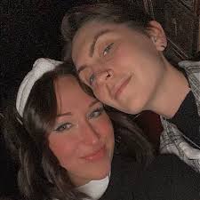 Brooklyn Erickson (@BrooklynE29)