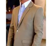 Traje Caqui