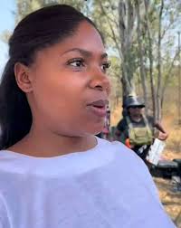 Y'all ate beautiful and she is your twin. ❤❤❤