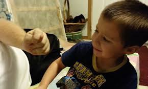 Toddler meltdown as daddy 'steals' his nose and ear