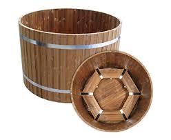 Neben dem klassischen lattenzaun sind es oft auch. Badefass Test Die Besten Hot Tubs Badezuber Badetonnen