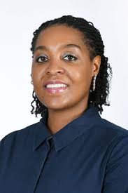 Selena Richards's Instagram, Twitter & Facebook