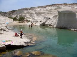 Today i want to show you my favorite place on earth: Sarakiniko Milos Bild Von Milos Kykladen Tripadvisor