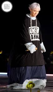 Oh Gd What Are You Wearing But He Looks Like A Snowman So I Would Hug Him 3