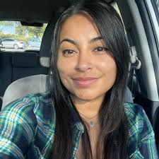 What apartments or rooms are available for rent in Sacramento for  $800-$1000 or $1400-1600?