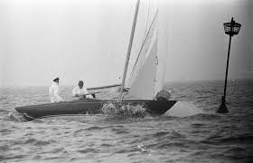 El oro en tiro de alberto fernández y fátima gálvez, el bronce de carreño ante djokovic, la gesta del fútbol y otros siete equipos en cuartos y la vela cambian el panorama. El Rey Constantino Ii Medalla De Oro En Los Juegos Olimpicos De Roma 1960 Olimpico De Roma Juegos Olimpicos Roma