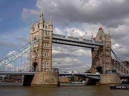 Sheep crossing the london bridge, a tradition from medieval england, 2018. London Bridge Is Falling Down England Visit London City England Travel Videos Guide Youtube