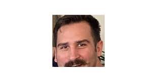 Justin Ledet's Instagram, Twitter & Facebook