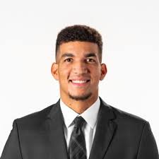 Kiah Stokes (@kstokes41)