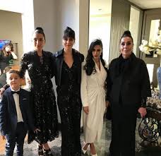 Arda turan'ın eşi aslıhan doğan turan aile restoranı açmak istiyor. Arda Turan Esi Aslihan Dogan In Resmini Paylasti