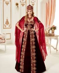 Kiralik Tek Parca Bordo Bindalli Her Sehire Kargo Turkiyenin Heryerinden Bindalli Kiralama Siparisi Verebilirsiniz The Dress Ortacag Elbisesi Moda Stilleri