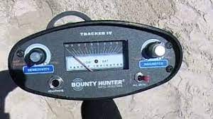 Well my cousin talk me into getting a metal detector he suggested the bounty hunter iv. Bounty Hunter Tracker Iv Review Demonstration And How To Operate Youtube