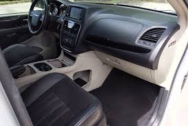 Today many inhabitants of megacities dream of country houses. Chrysler Town Country Limited Usa Car Import Com I Ihre Personliche Car Hunter In Florida Qualitat Ist Eine Wahl