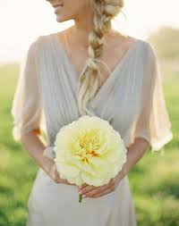 Peonies are the kind of flowers that are always preferred in floral arrangements. Single Stem Wedding Bouquets Are Trending Purewow