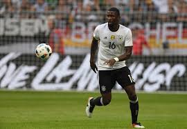 Rom wird die neun millionen zahlen, rüdiger bis 2020 unterschreiben. Antonio Rudiger Privat Stolzer Zweifacher Vater So Lebt Der Nationalspieler Mit Seiner Familie News De