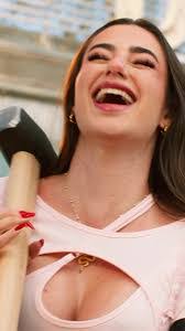 Lola Madrid's Instagram, Twitter & Facebook