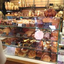 French Bakery Paris France Yummmmm French Bakery Good Bakery Bakery Display
