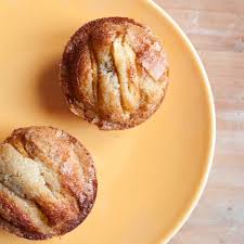 De Delicieux Muffins Pomme Cannelle Sans Gluten Et Sans Lait Avec Ses Lamelles De Pommes Saupoudrees Muffin Aux Pommes Gateau Sans Gluten Recette Muffin Pomme