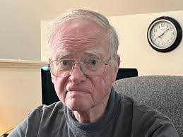 Andrew Mangels's Instagram, Twitter & Facebook