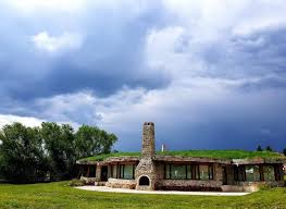 Inspirat din poveştile fraţilor grimm, un român a construit un castel din lut în valea zânelor din transilvania. Superbul Castel De Lut Din Inima Transilvaniei Cel Mai Fotografiat Loc Din Romania