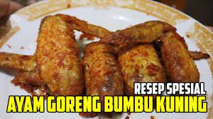 Bumbui potongan ayam dengan menggunakan bawang putih bubuk, garam, cabe merah bubuk dan lada hingga rata. Gurihnya Juara Resep Ayam Goreng Bumbu Kuning Yang Kriuk Di Luar Empuk Di Dalam Youtube