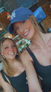 Wishing Ms Wooten a very Happy 95th Birthday from everyone at Lola's..  🎂🎉🎁💕