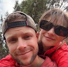 MY SISTER'S STORAGE UNIT WAS BROKEN INTO: Please everyone be