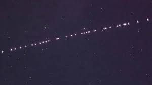 Astronomers have warned that elon musk's internet satellites are already disrupting data collection from the night sky, ahead of the billionnaire's plan to launch up to 42,000 into orbit. Elon Musk S Spacex Satellites To Light Up Sky For Those Living In North Island Stuff Co Nz