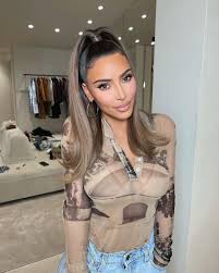 Kim kardashian west‏varmennettu tili @kimkardashian 1 t1 tunti sitten. Kim Kardashian West On Twitter