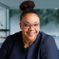 Nicole Kliewer's Instagram, Twitter & Facebook