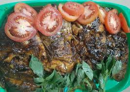 Bersihkan ikan dari sisik dan kotoran, kemudian cuci bersih. Olahan Ikan Bakar Nila Tteplon Manis Pedas Cara Buat Ikan Bakar Nila Tteplon Manis Pedas Yang Enak Dan Lezat Selerarasa