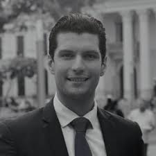 Dennis Guevara (@dennisguevara)