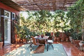 This design is similar to the previous one that we have seen from haybert but this time we are viewing it from another angle. Terraces And Rooftop Designs That Are Ready For Summer Architectural Digest